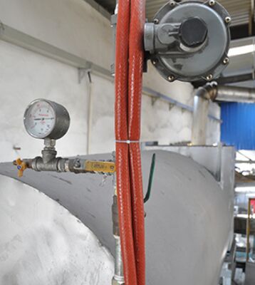 Guter Preis Der vielseitige Einsatz der Silikon-Glasfaser-Hülse gute Zähigkeit, Torsionsbeständigkeit, Abriebsbeständigkeit Online