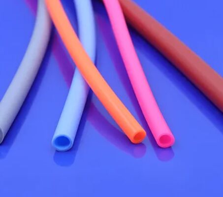 Guter Preis Φ5,0 mm Silikonkautschuk-Schlauch, langlebige hitzebeständige Isolierschutzhülle für Haushaltsgeräte Online